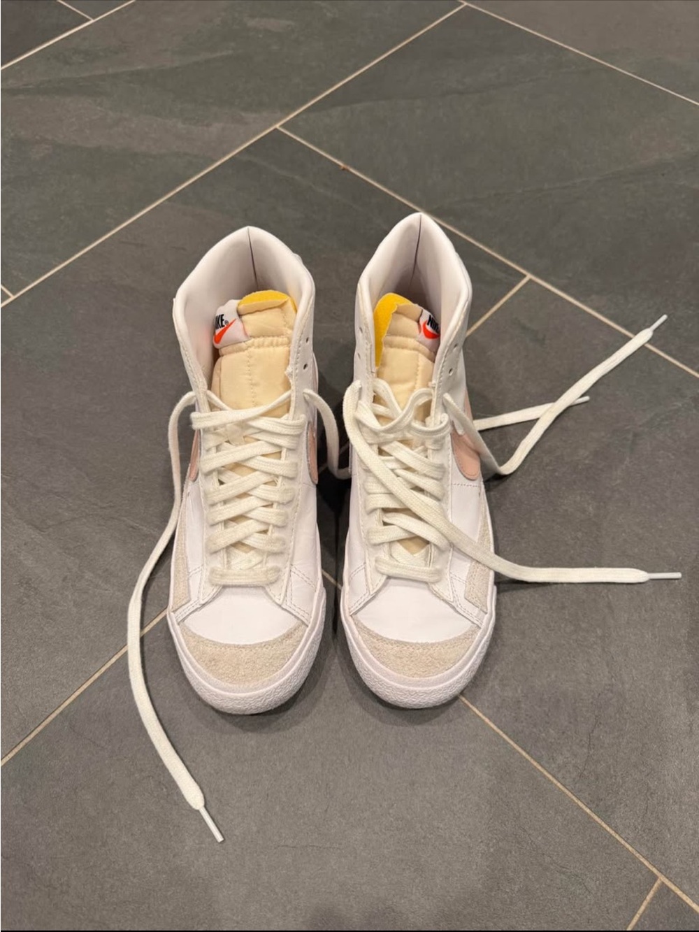 Women's Nike blazer mid 77 White High-Top Sneakers with Pale Pink Accent
